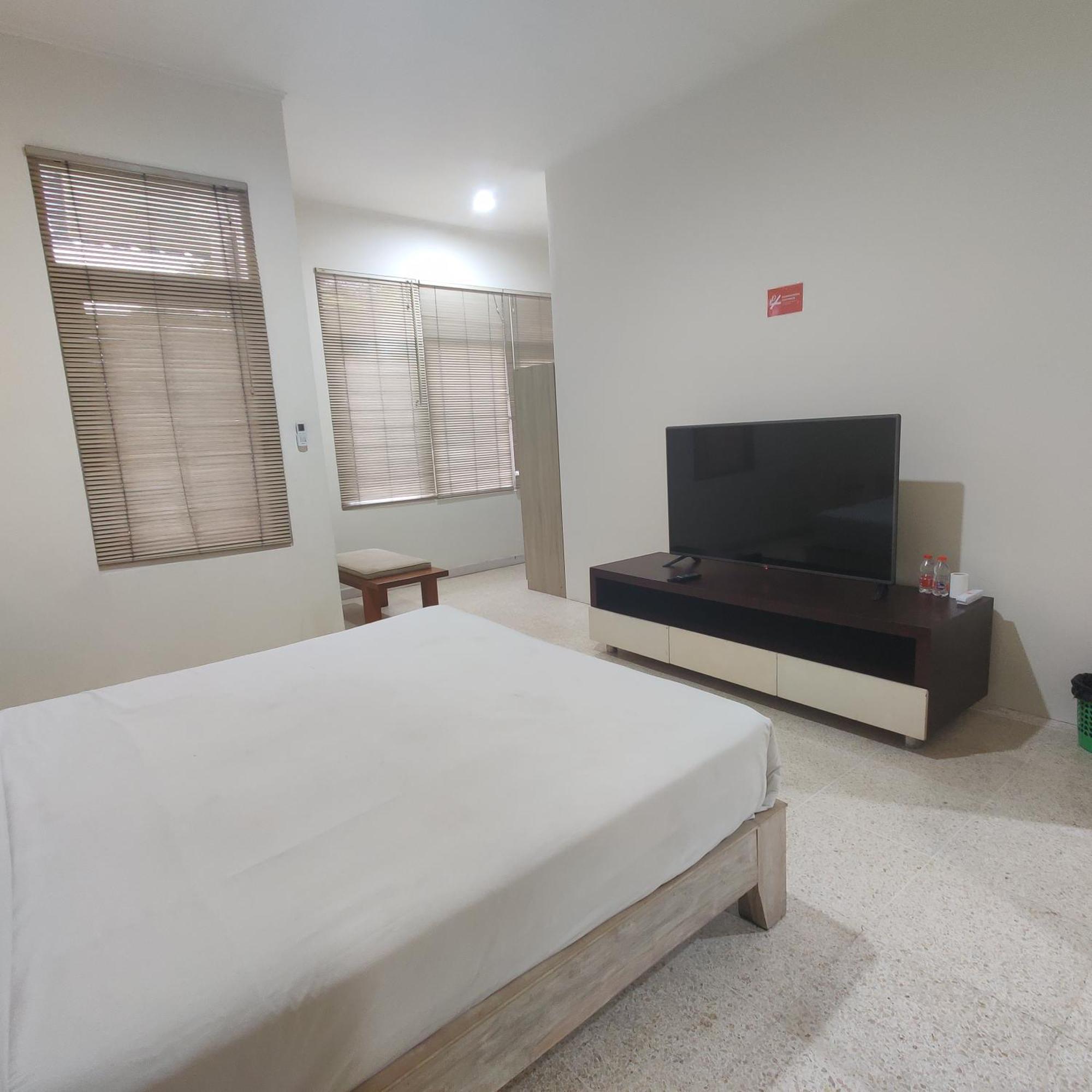 ジャカルタ マイ ホーム バイ フラット06 Bed & Breakfast エクステリア 写真